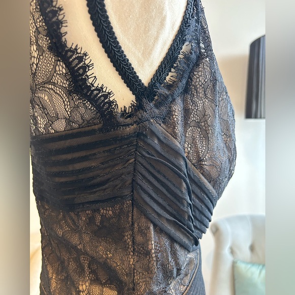 Tadashi Shoji size 6 black lace dress - Picture 5 of 15